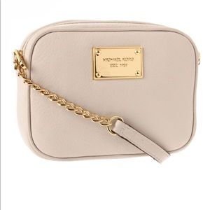 Michael Kors Jet Setter Small Crossbody